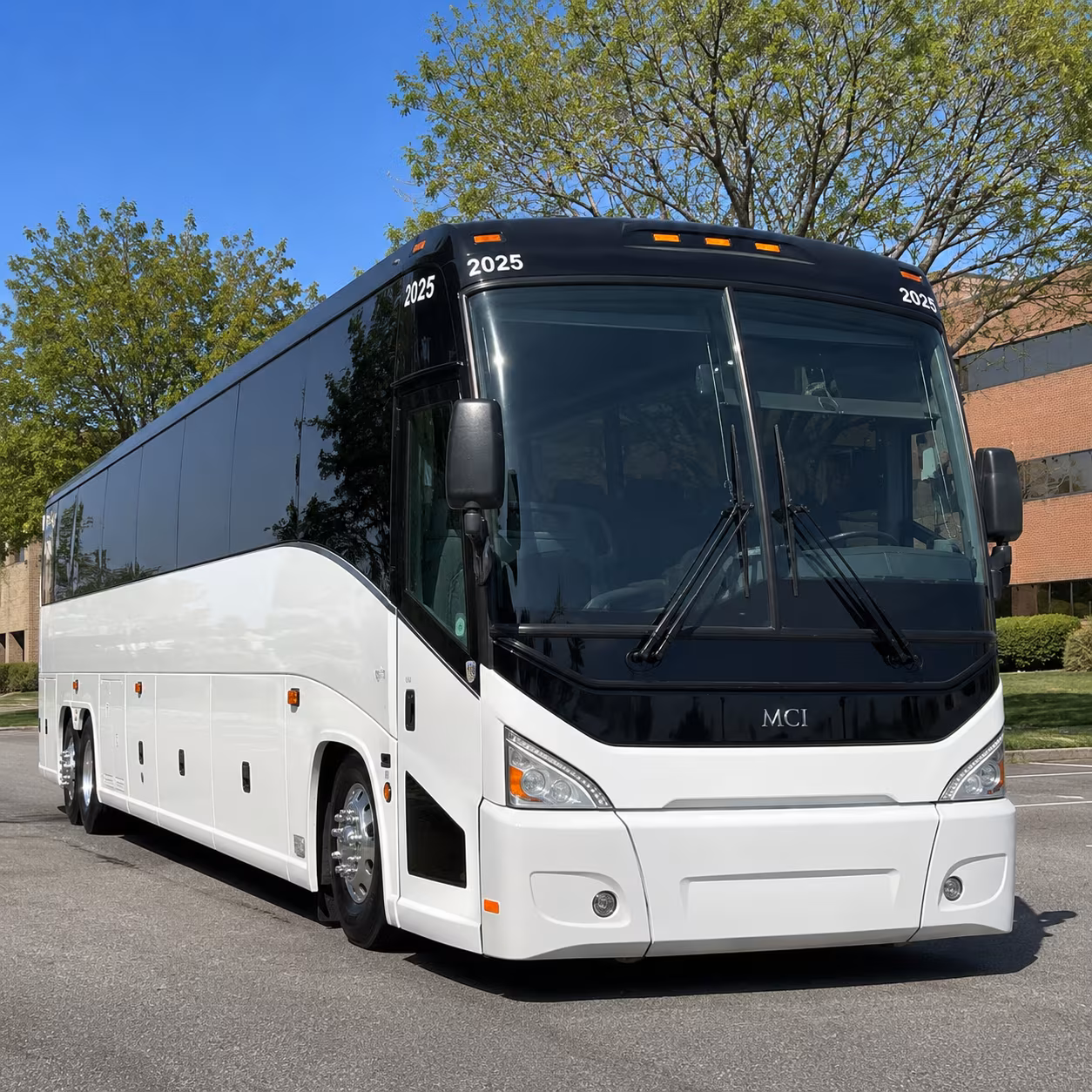 field trip buses to the minnesota zoo and apple valley
