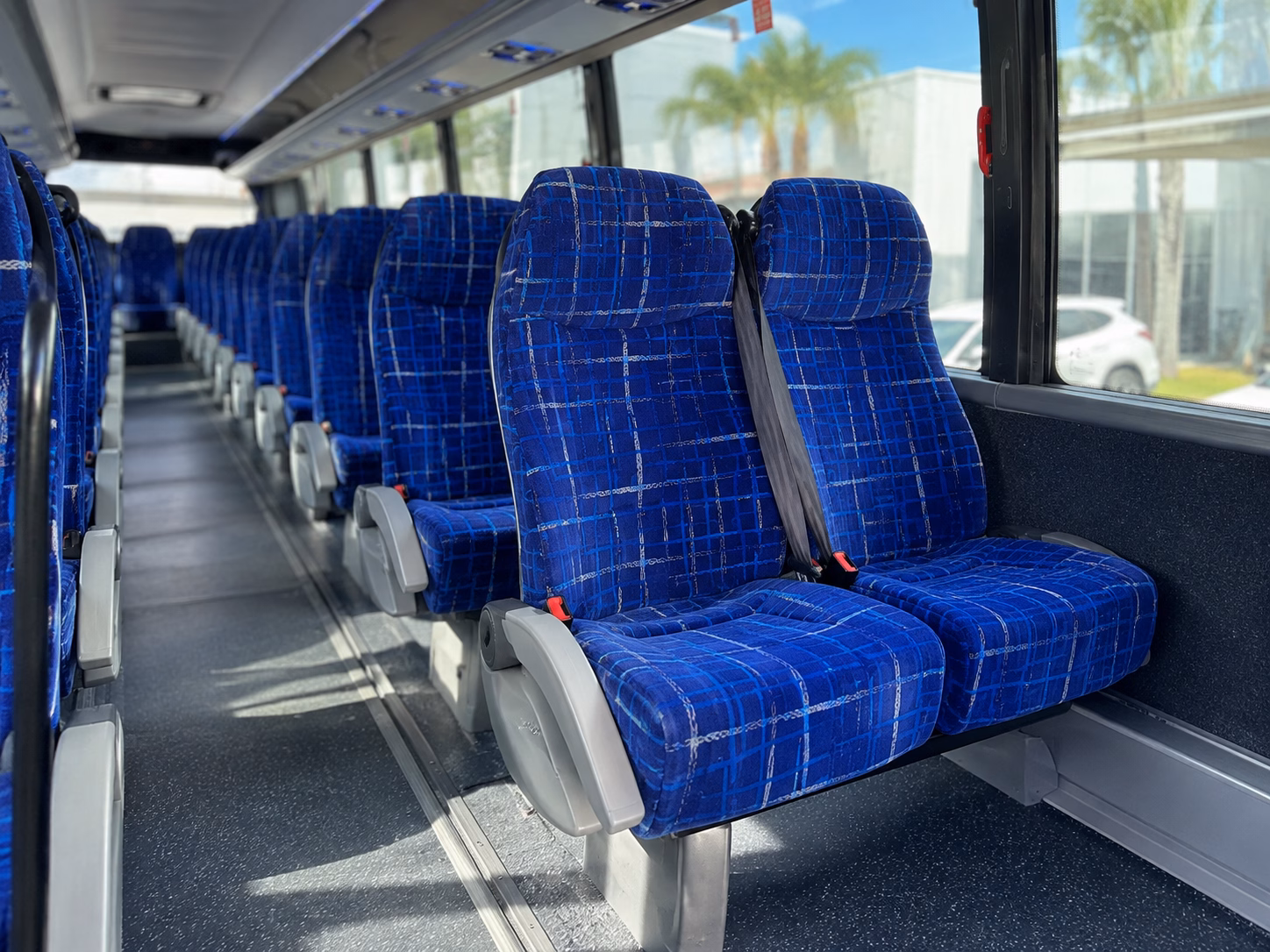 how the type of bus changes the price in brooklyn park minnesota